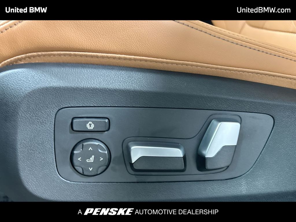 Thumbnail: 2026 BMW X5 - 12