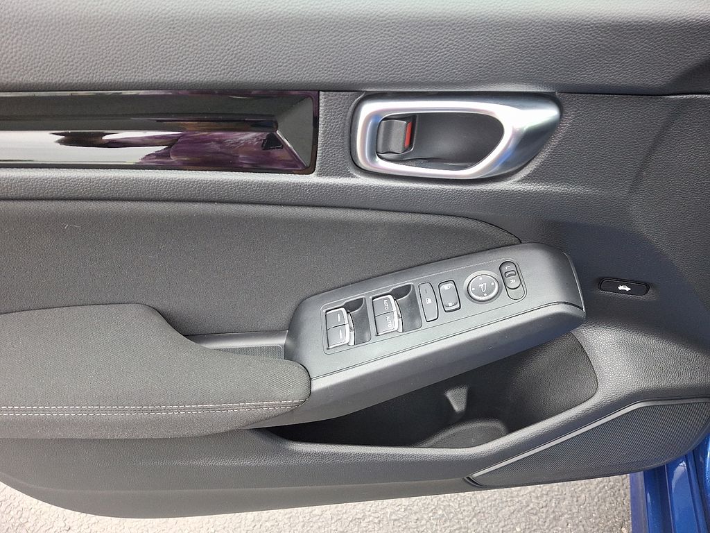 2022 Honda Civic EX 12