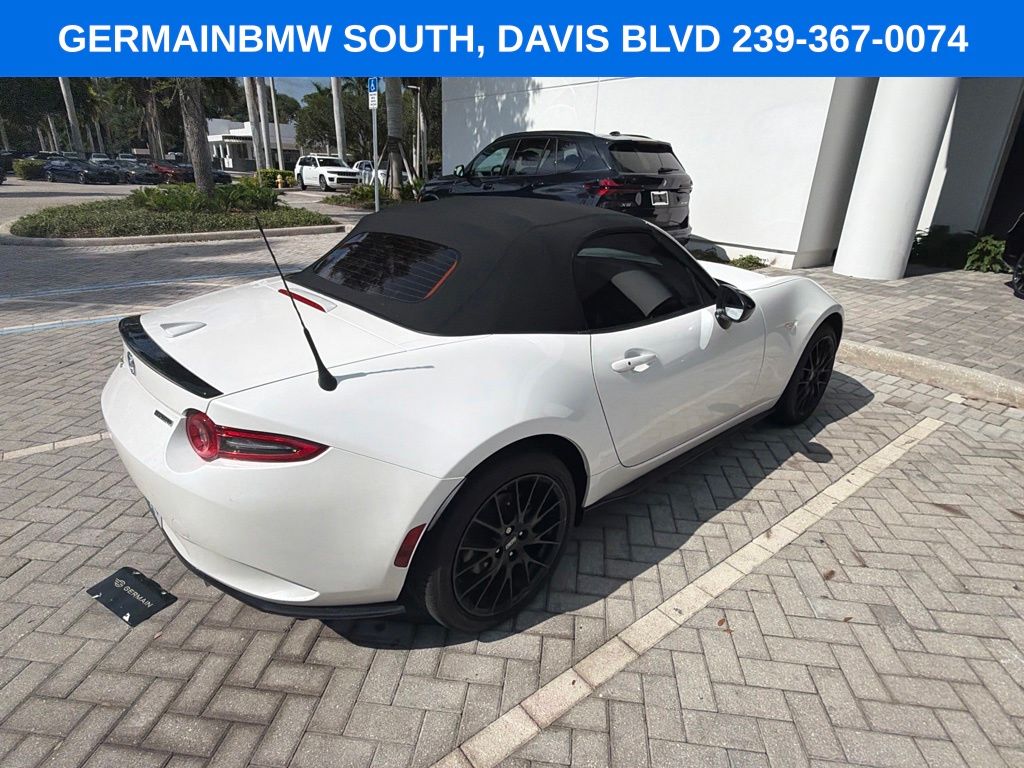 Used 2026 White Mazda Club image 13