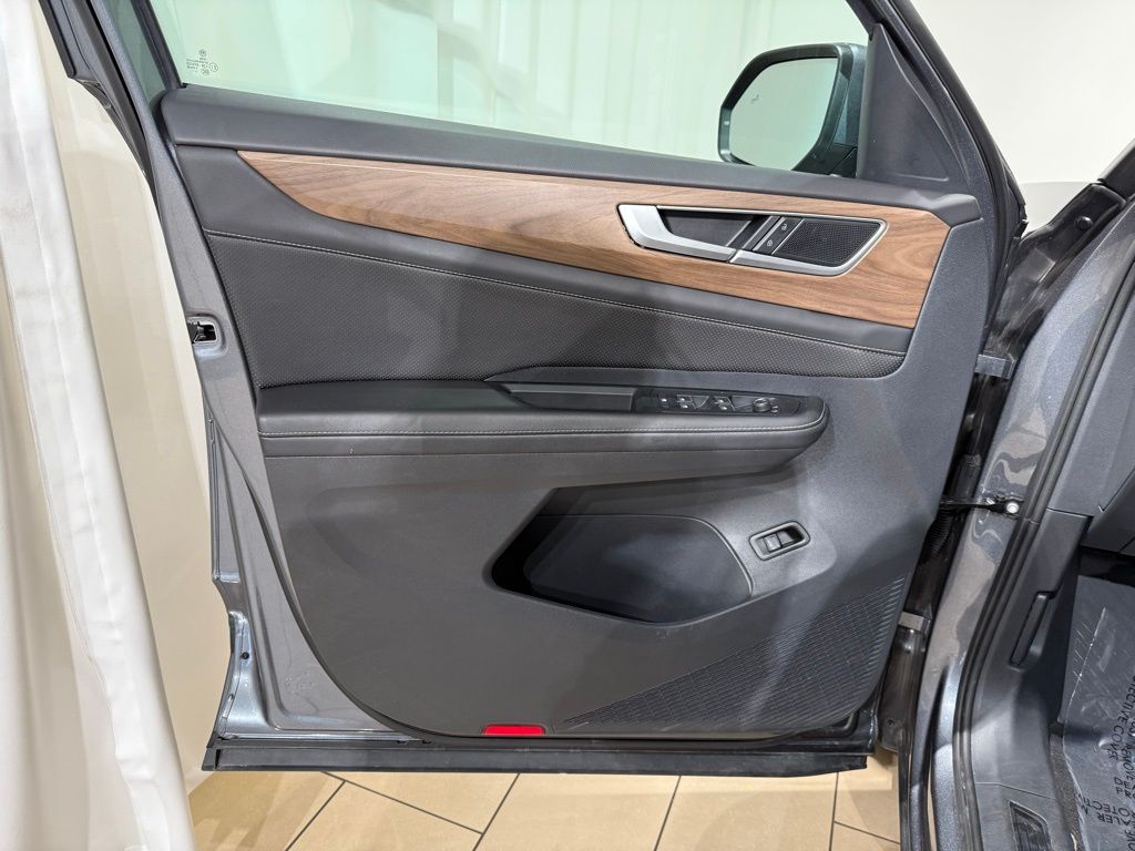 Thumbnail: 2025 Volkswagen Atlas - 15