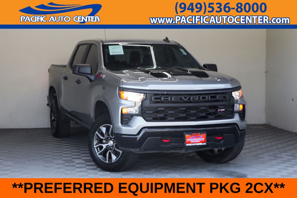 Sterling Gray Metallic 2024 Chevrolet Silverado 1500 Pickup Truck Four-Wheel Drive 8-Speed Automatic
