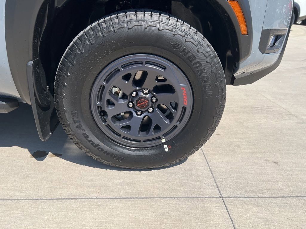 2025 Boulder Gray Pearl Nissan Frontier PRO-4X 4X4 Truck
