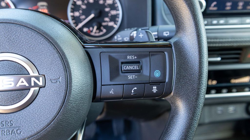 Used 2023 Nissan Rogue SV 4D Sport Utility