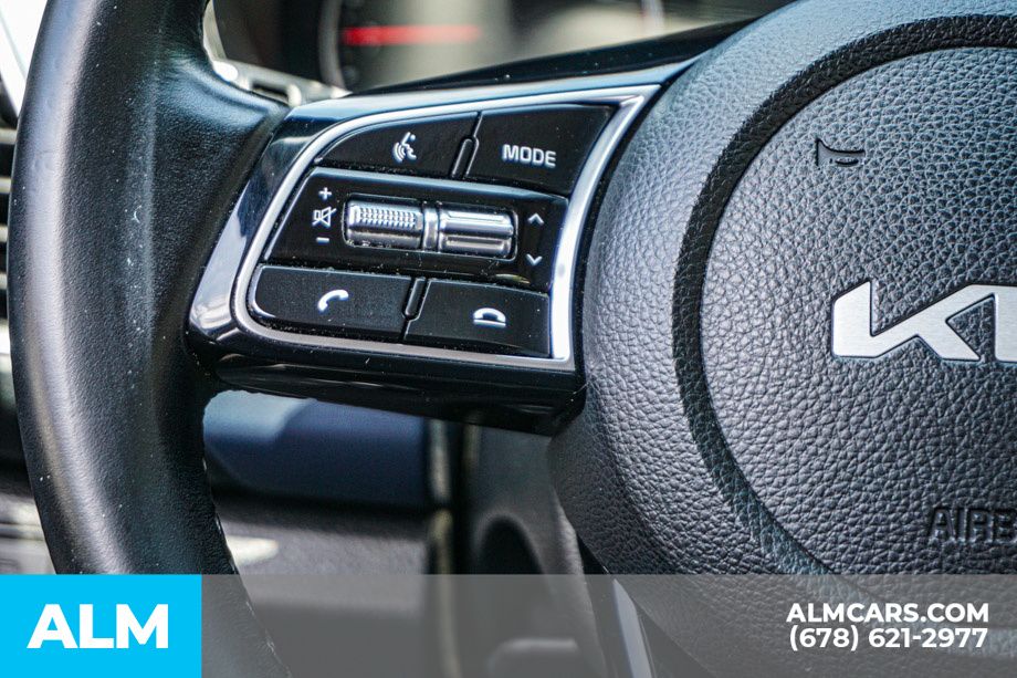 Used 2022 Blue Kia Nightfall image 29