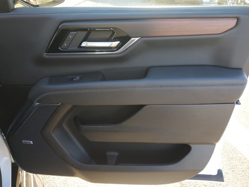 Used Car 2025 Gmc Yukon  Denali For Sale Under $80,000 In Austin, Texas