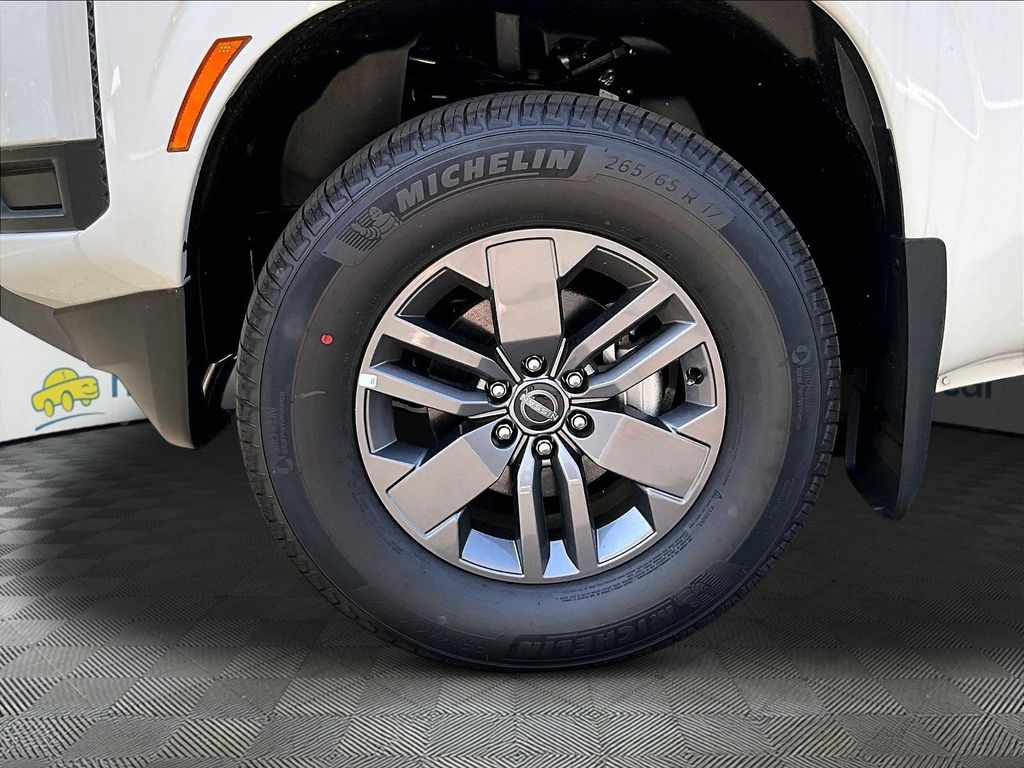 2026 Nissan Frontier — photo 12