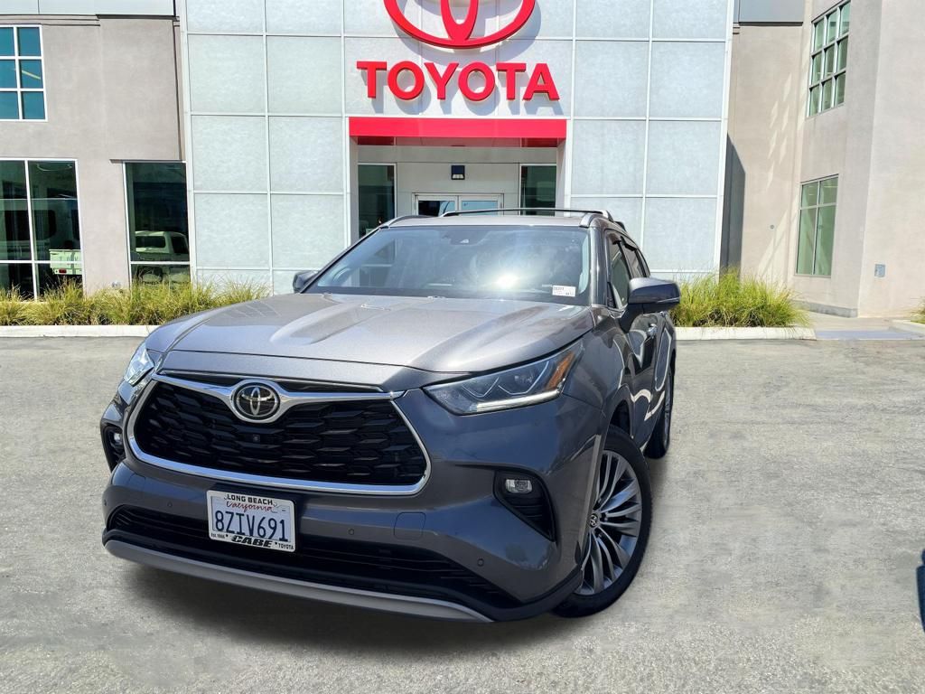 Used 2022 Toyota Highlander SUV