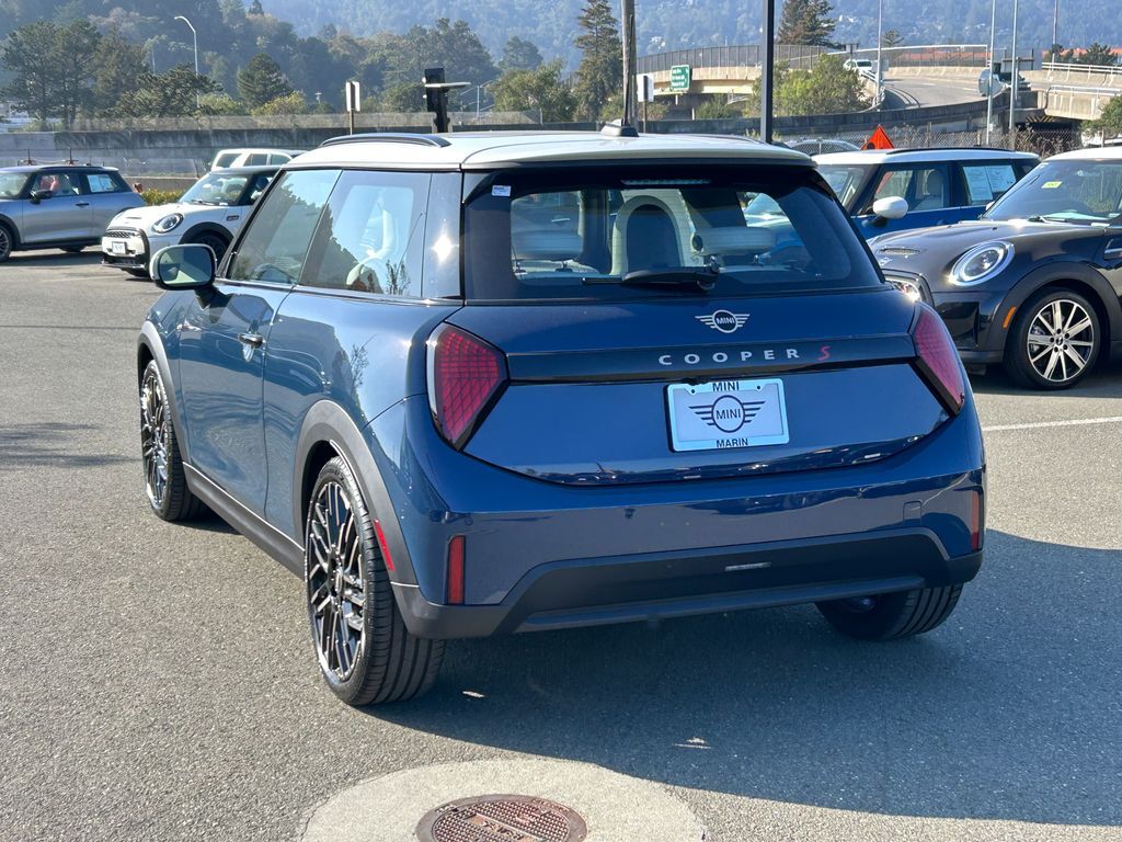 Thumbnail: 2026 MINI Cooper - 3