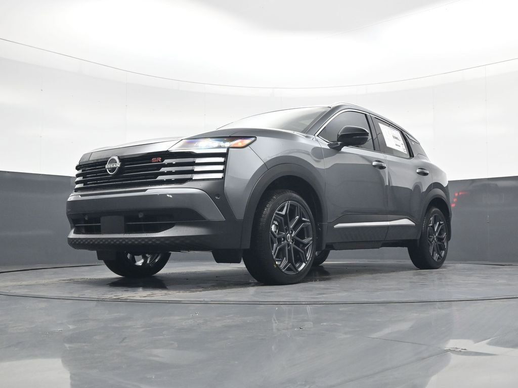 2026 Nissan Kicks 2.0 SR AWD's photo