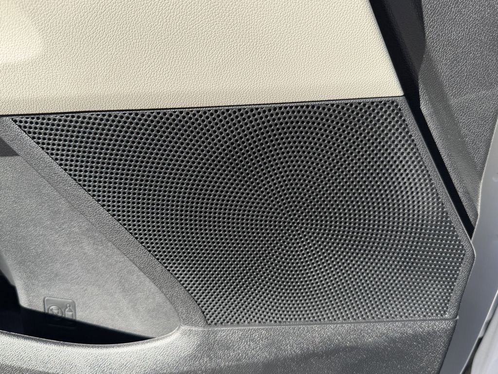 new 2026 Kia Sorento car, priced at $32,231