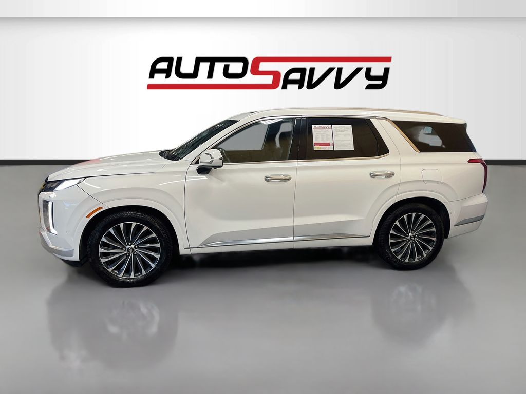 Used 2023 Hyper White Hyundai Calligraphy image 4