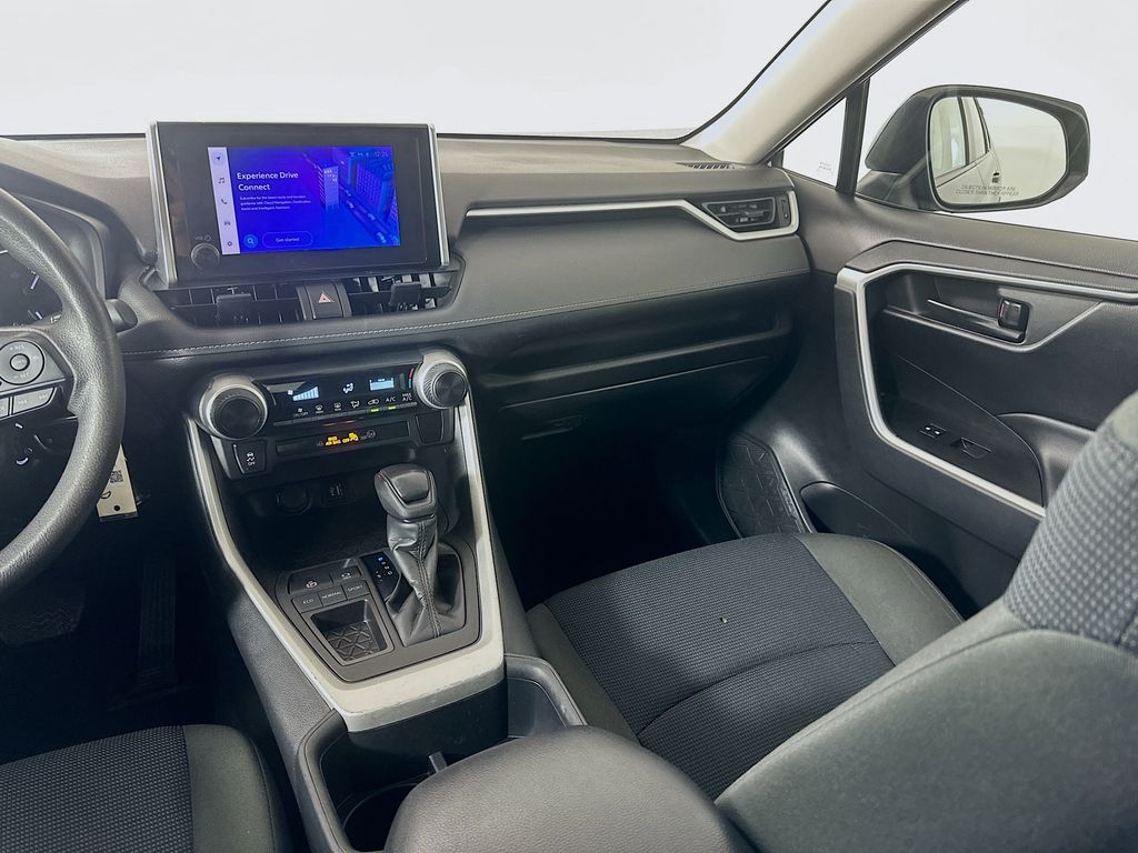 Thumbnail: 2023 Toyota RAV4 - 23