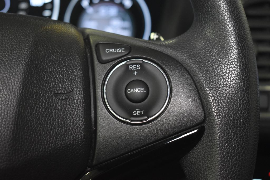 Thumbnail: 2017 Honda HR-V - 23