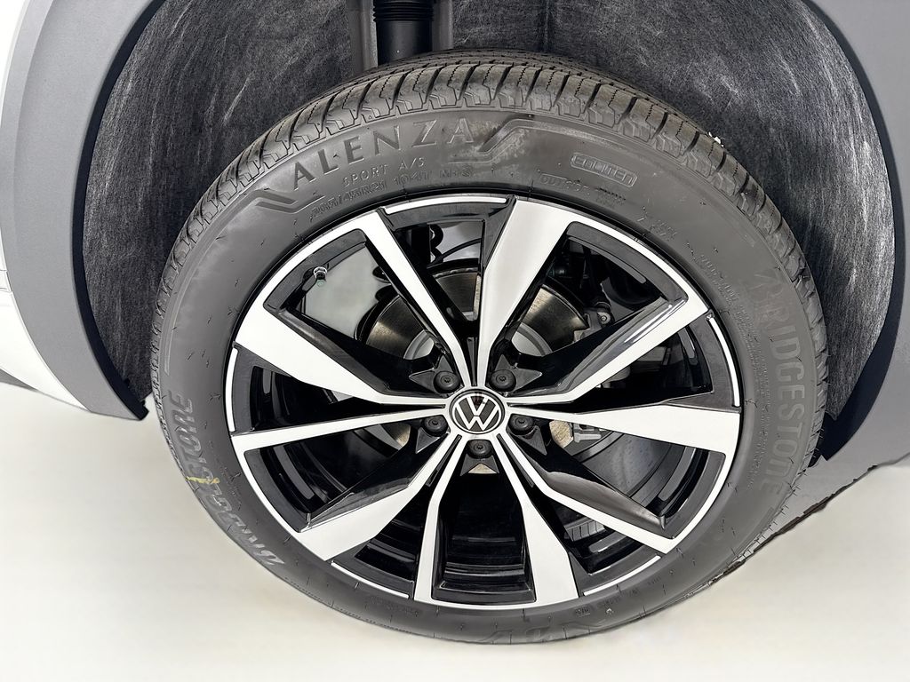 Thumbnail: 2026 Volkswagen Atlas - 31