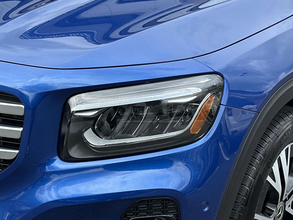 Thumbnail: 2024 Mercedes-Benz GLB - 2