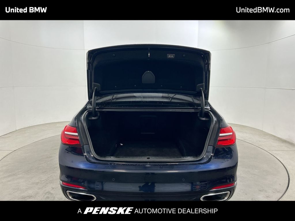 2017 BMW 7 Series 740i 22
