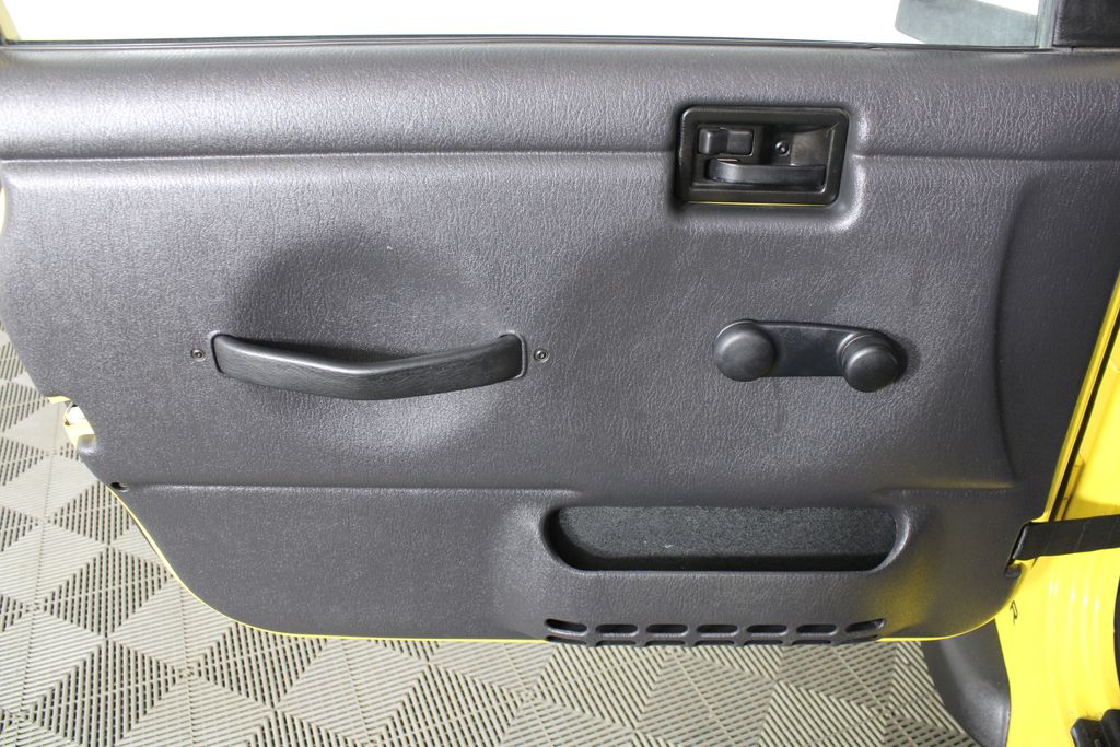 Used 2004 Jeep Wrangler for sale in 