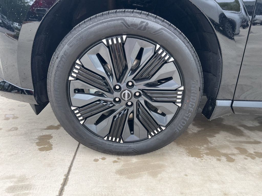 2025 Super Black Nissan Murano Platinum AWD SUV