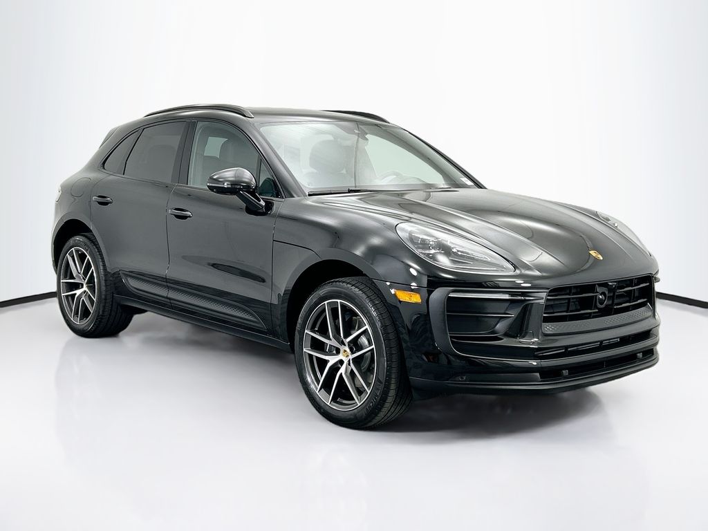 Thumbnail: 2026 Porsche Macan - 9