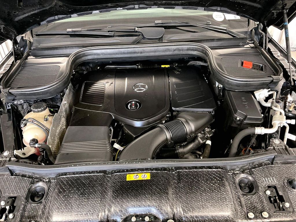2025 Mercedes-Benz GLE — photo 35