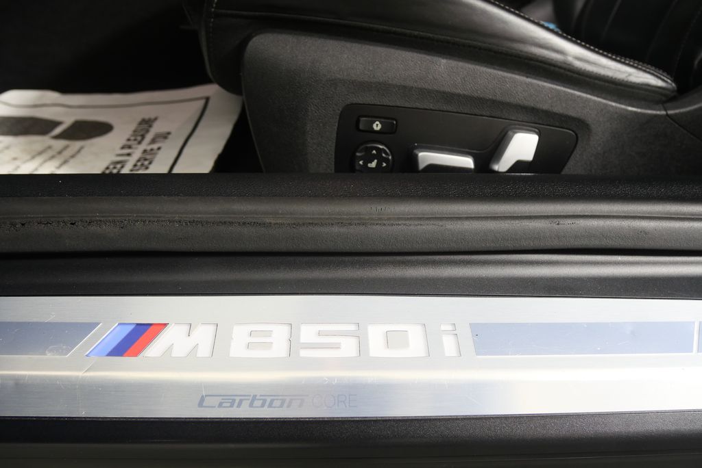 Thumbnail: 2021 BMW 8 Series - 13