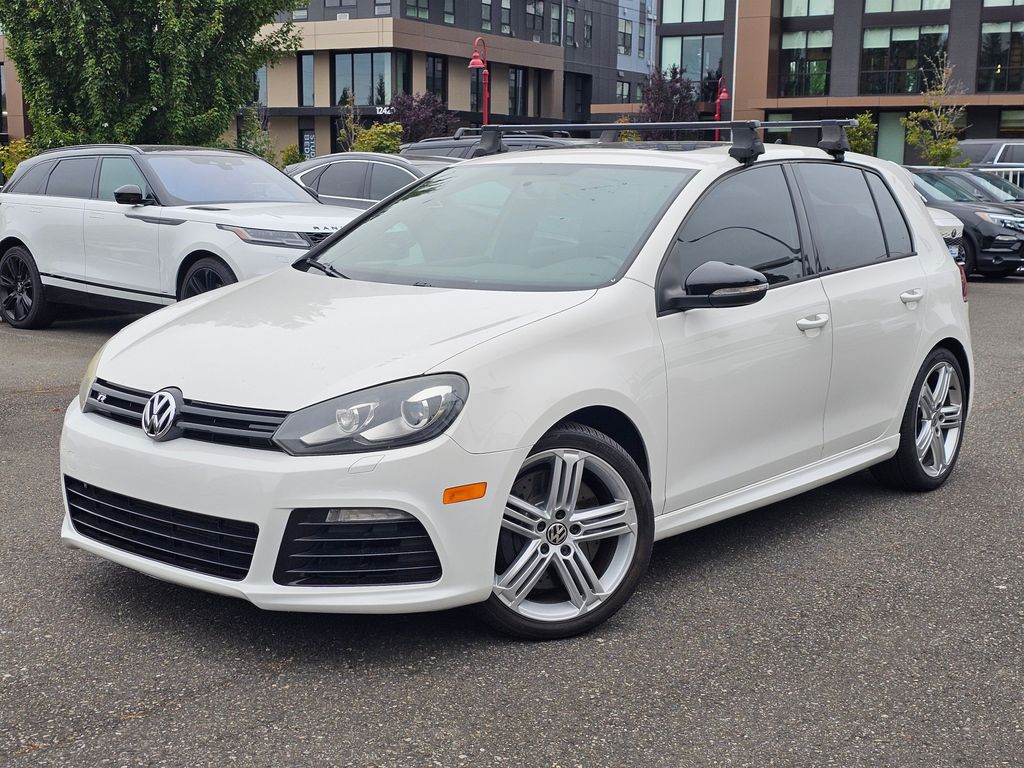 2013 Volkswagen Golf R 4-Door AWD