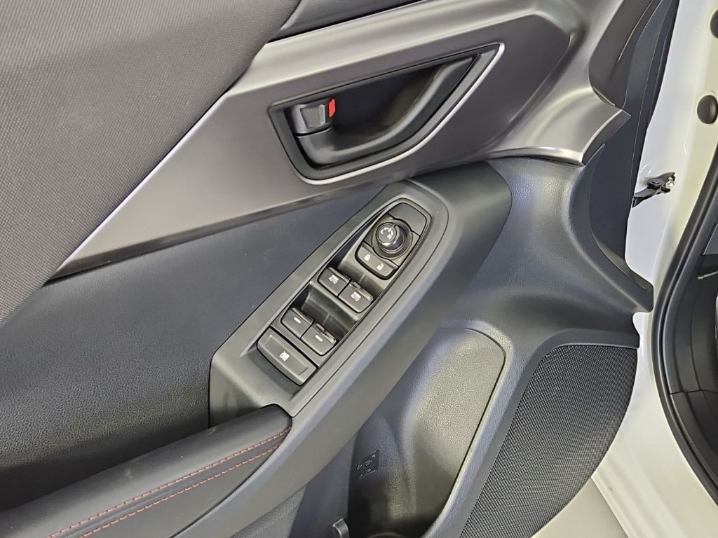 Thumbnail: 2025 Subaru Impreza - 17