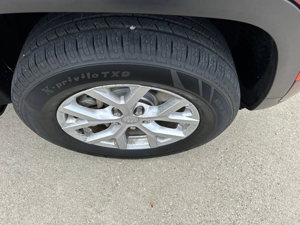 Used 2023 Jeep Grand Cherokee SUV