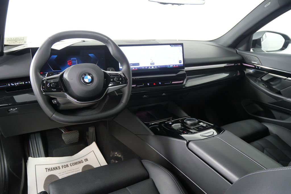 2024 BMW 5 Series 530i 19