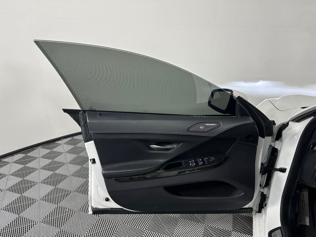 Thumbnail: 2018 BMW 6 Series - 13