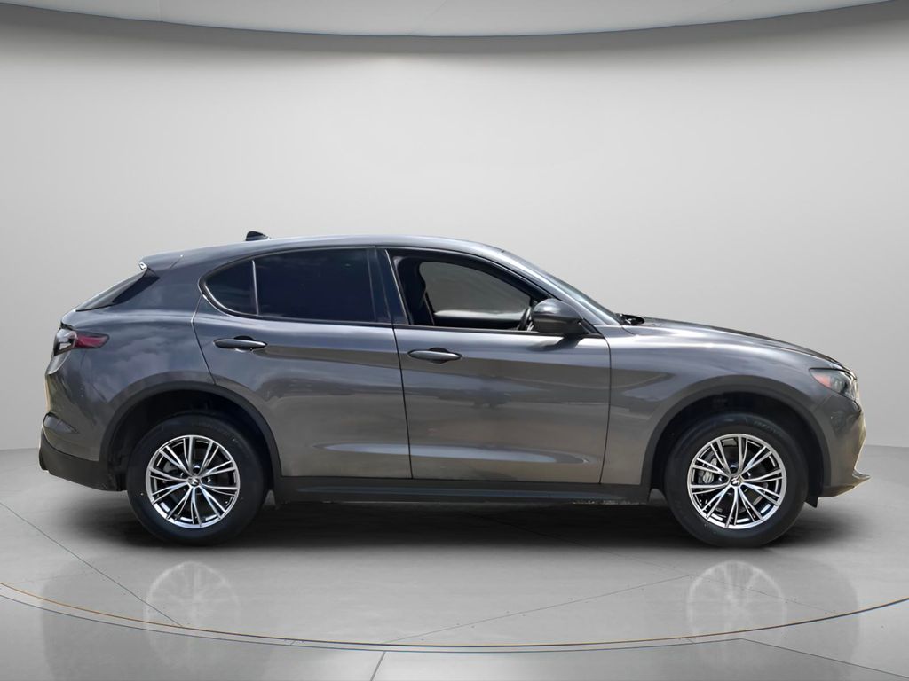 2024 ALFA ROMEO Stelvio - $22,812