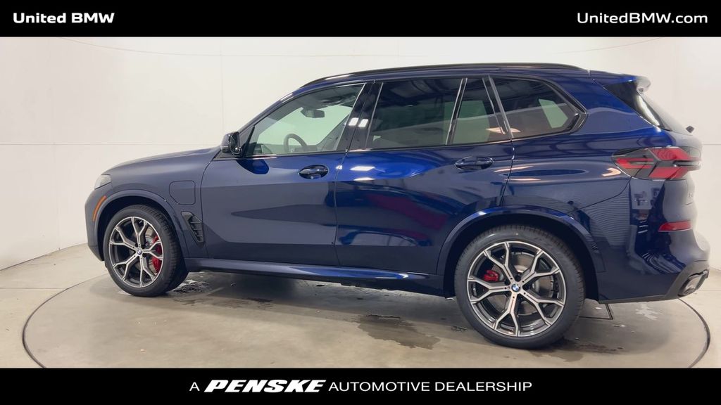 Thumbnail: 2026 BMW X5 - 6