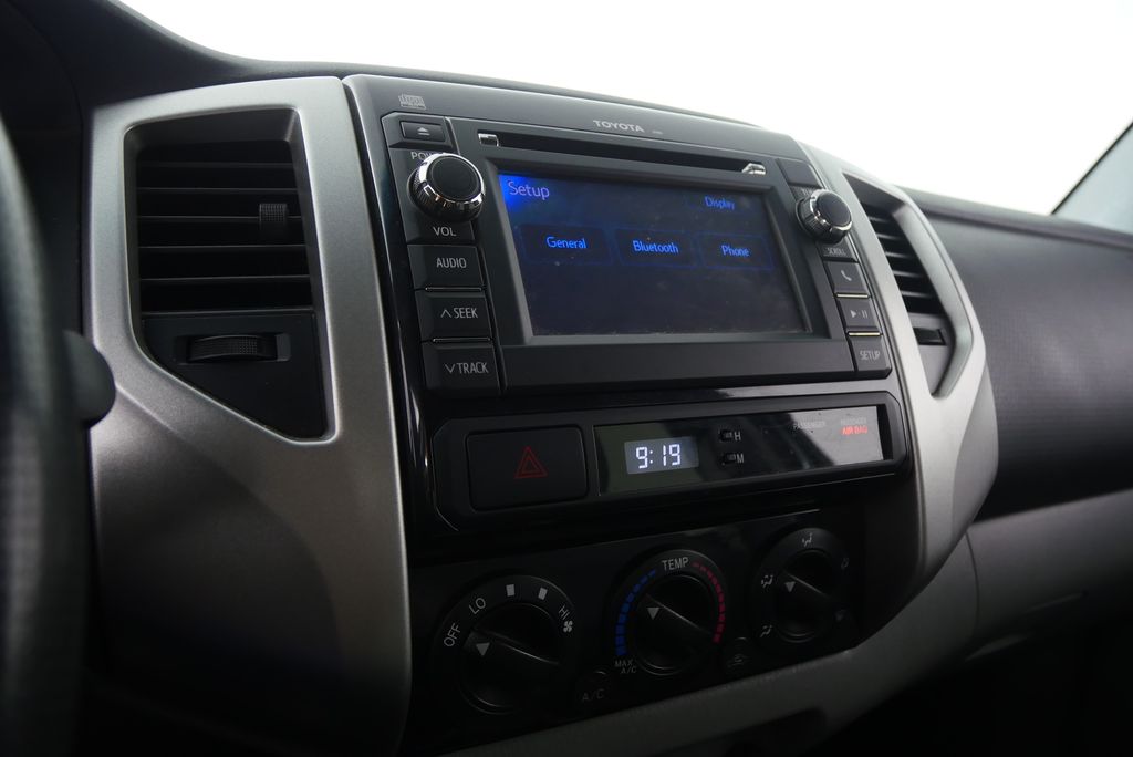 2013 Toyota Tacoma PreRunner 23