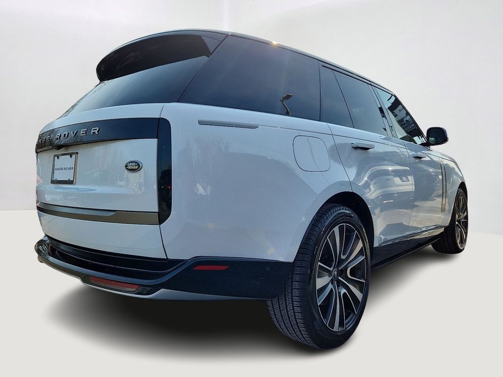 Thumbnail: 2023 Land Rover Range Rover - 4
