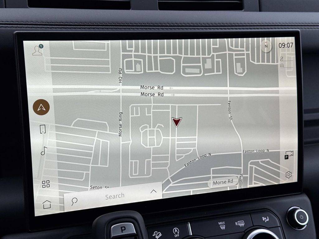 New 2026 Black Land Rover X-Dynamic SE image 23