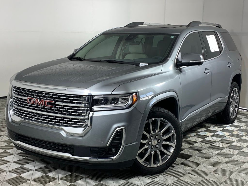 2023 GMC Acadia Denali's photo