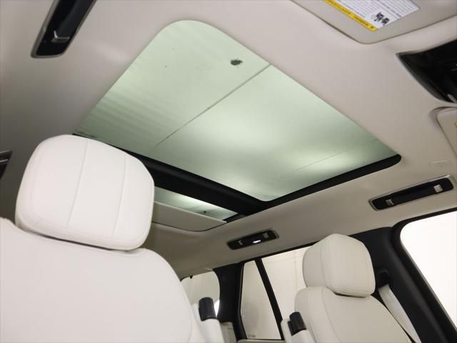 Thumbnail: 2025 Land Rover Range Rover - 20