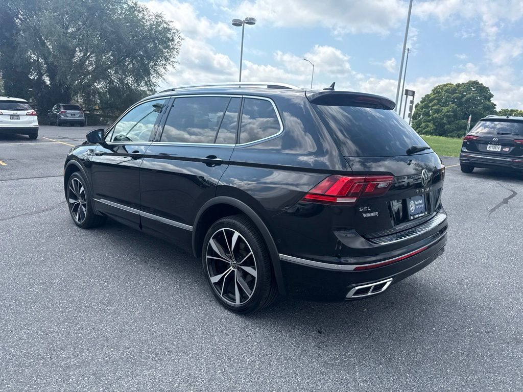 2022 Volkswagen Tiguan 2.0T SEL R-Line Black at Subaru and VW of Moon Township