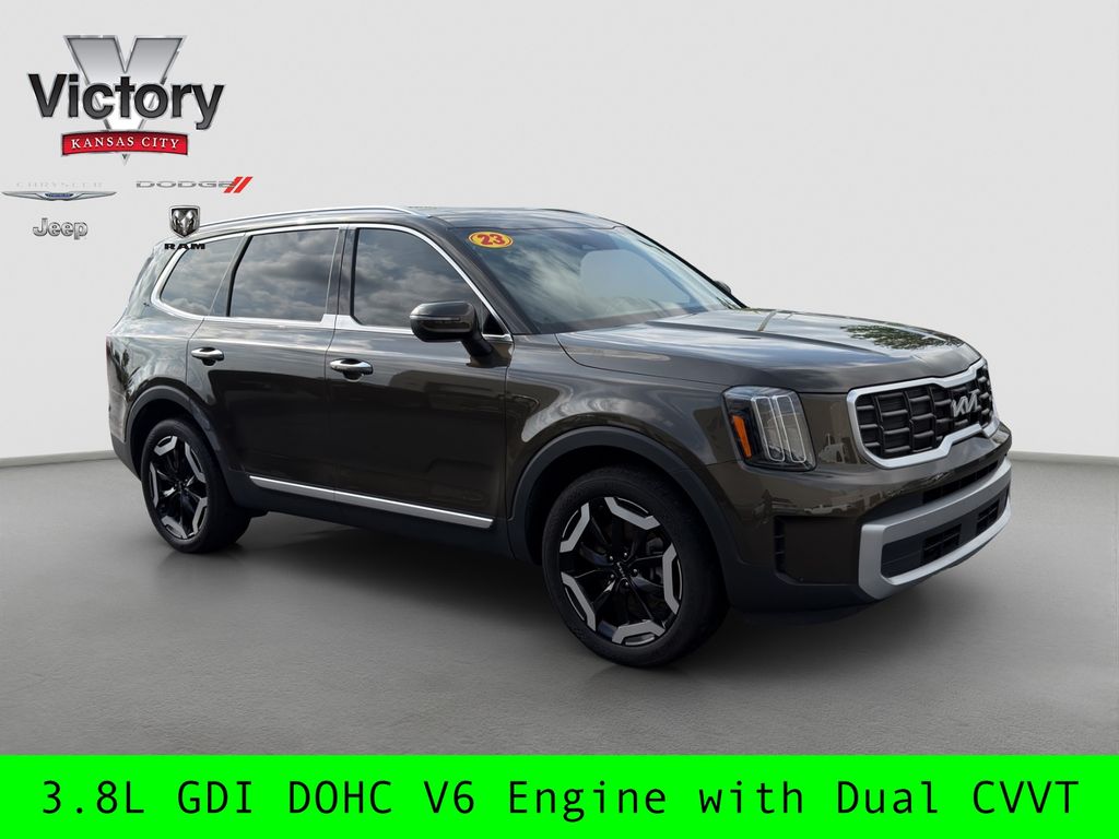 Dark Moss 2023 Kia Telluride S FWD SUV / Crossover Front-Wheel Drive 8-Speed Automatic