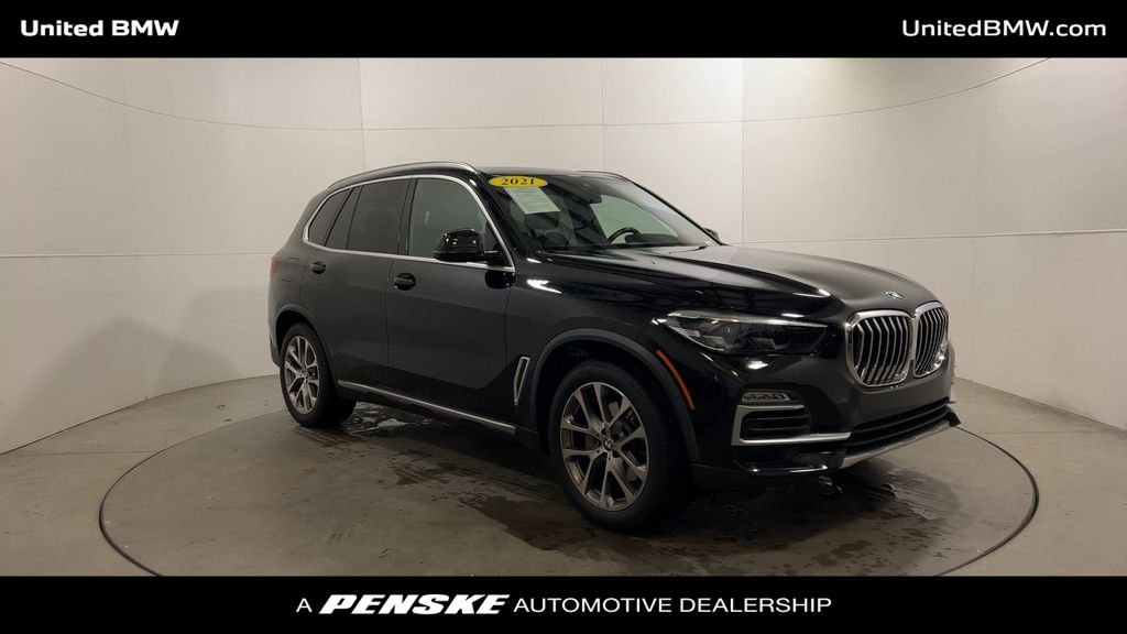 Thumbnail: 2021 BMW X5 - 2