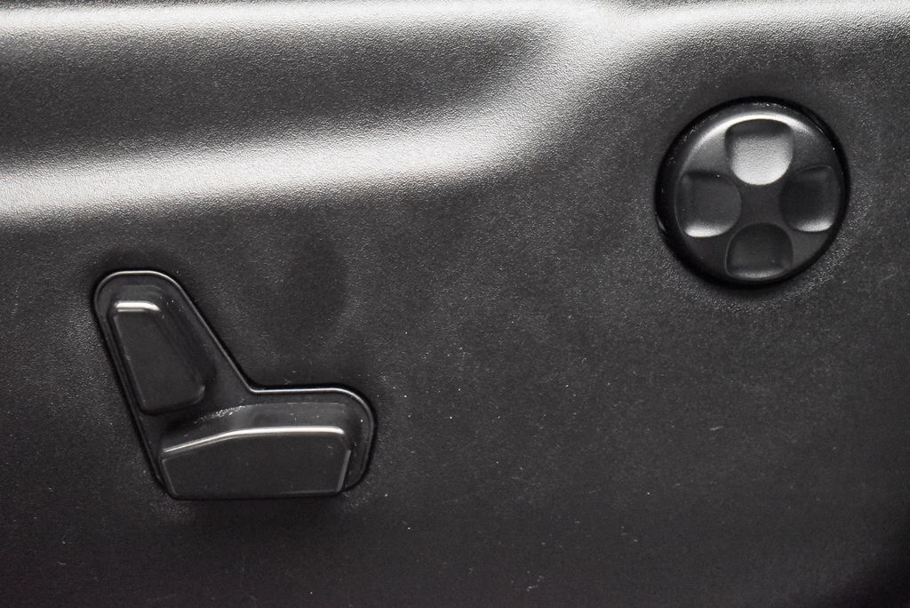 Thumbnail: 2023 Dodge Durango - 28