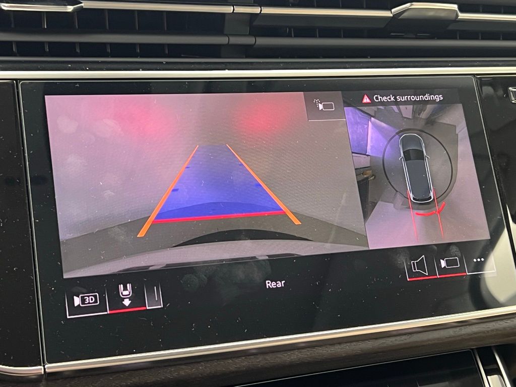 Thumbnail: 2026 Audi Q7 - 16