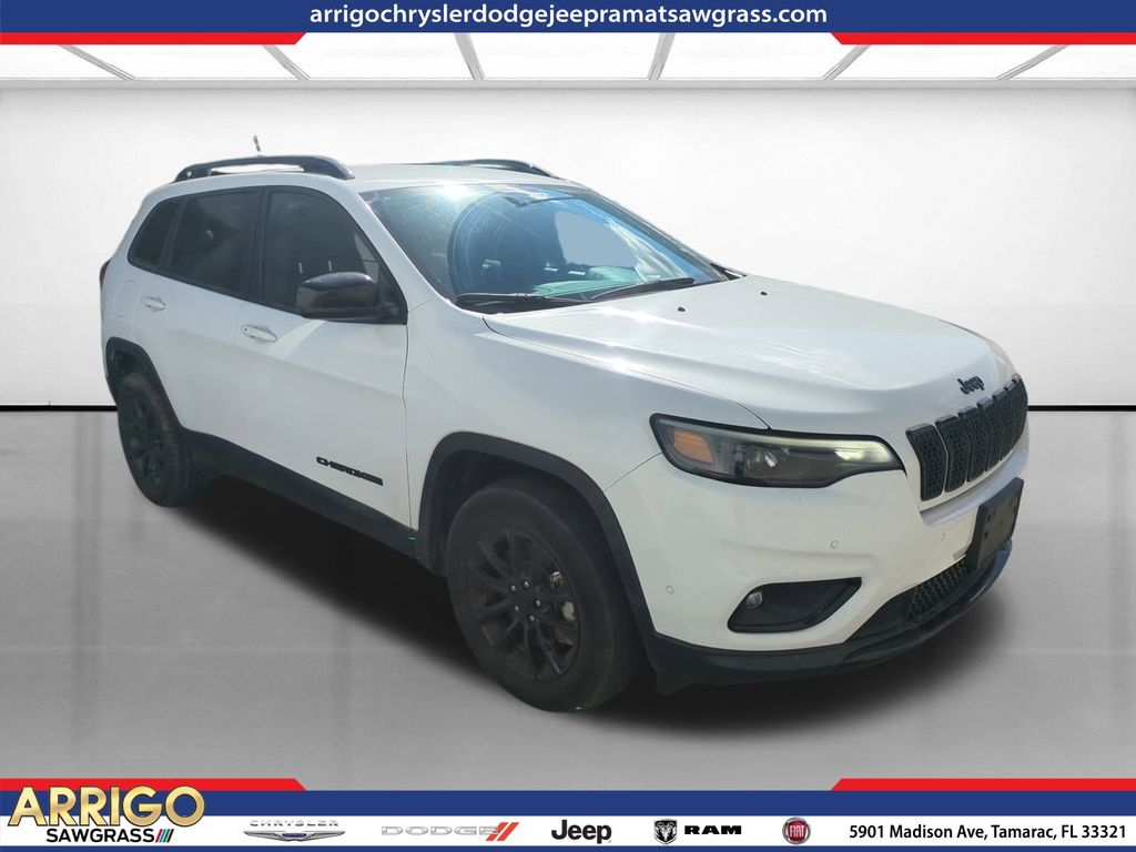 2023 Jeep Cherokee Altitude Lux