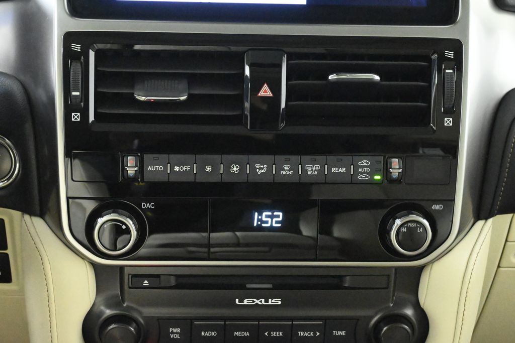 Thumbnail: 2022 Lexus GX - 23