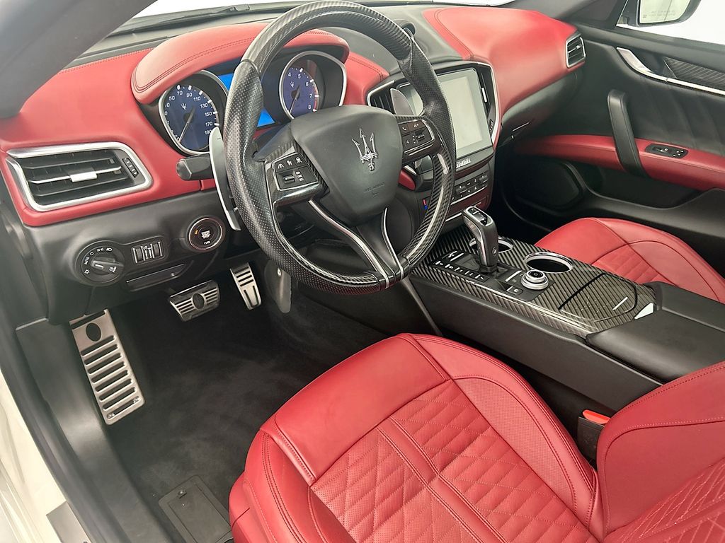 Thumbnail: 2019 Maserati Ghibli - 9