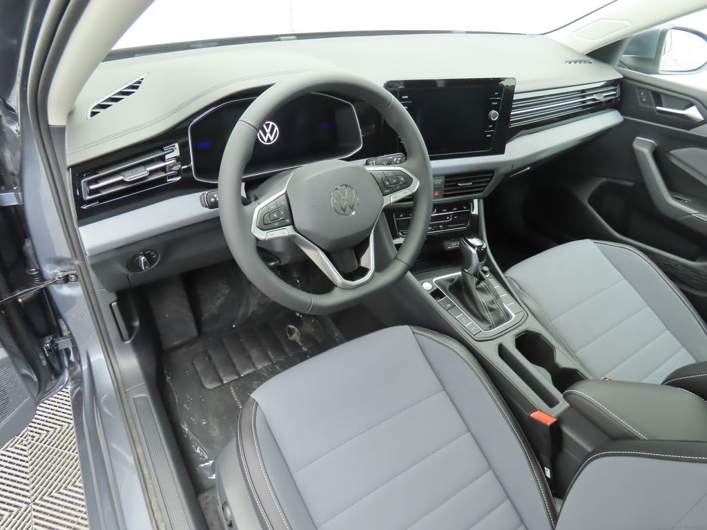 Thumbnail: 2026 Volkswagen Jetta - 9