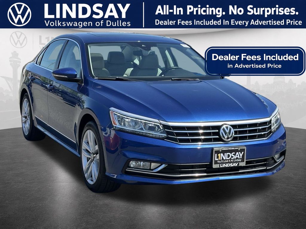 Reef Blue Metallic 2017 Volkswagen Passat Sedan Front-Wheel Drive 6-Speed Automatic