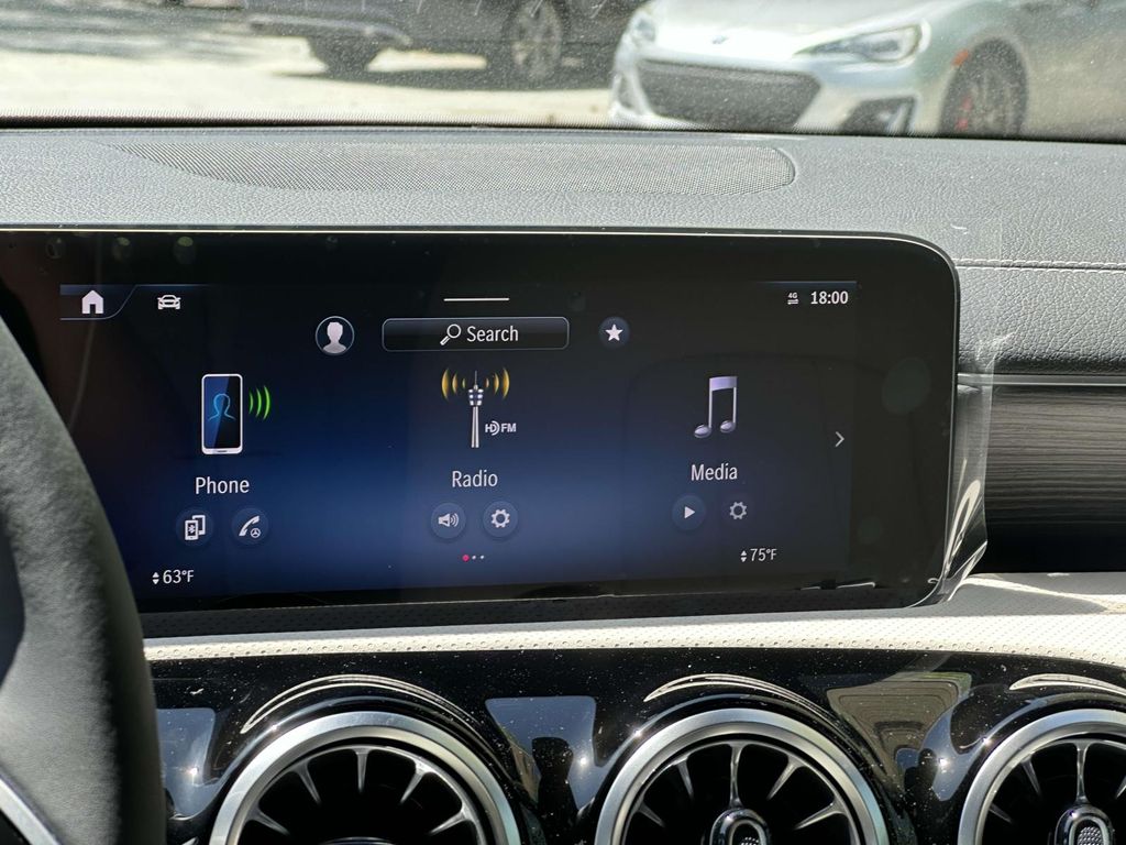 2025 Mercedes-Benz CLA 250 17