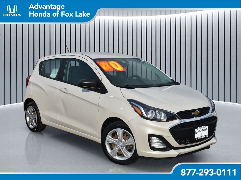 Toasted Marshmallow Metallic 2020 Chevrolet Spark Hatchback Front-Wheel Drive Continuously Variable Transmission