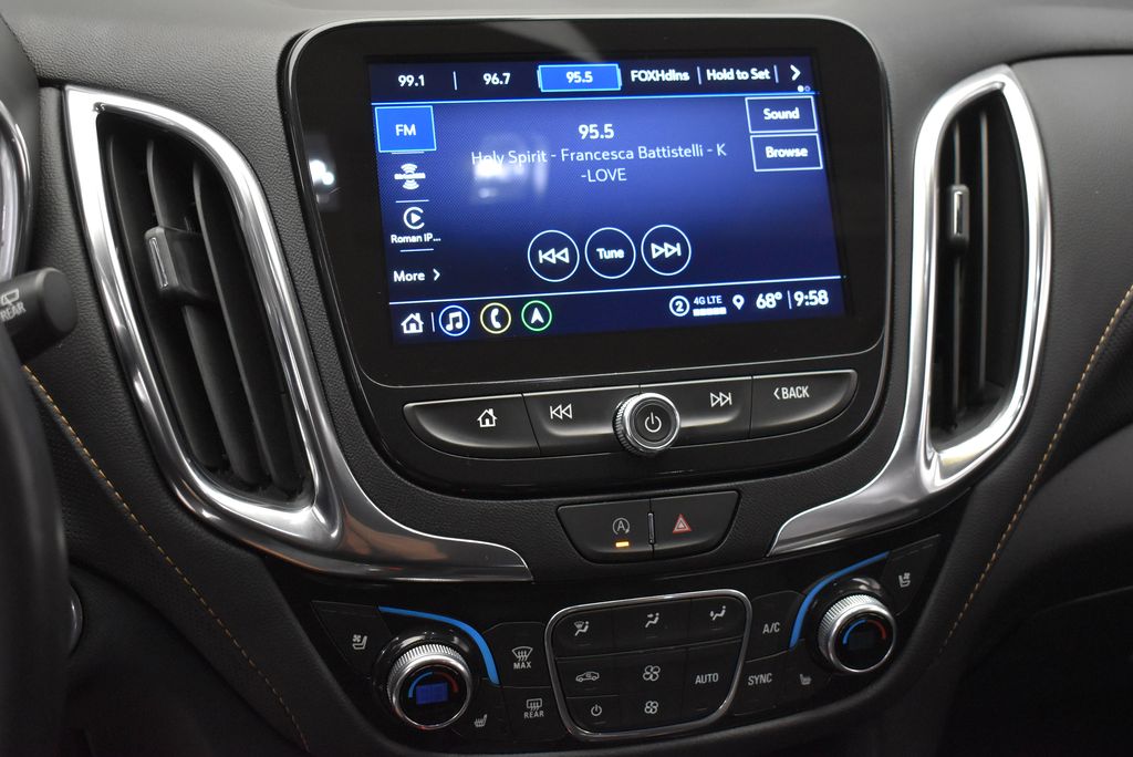 Thumbnail: 2022 Chevrolet Equinox - 21